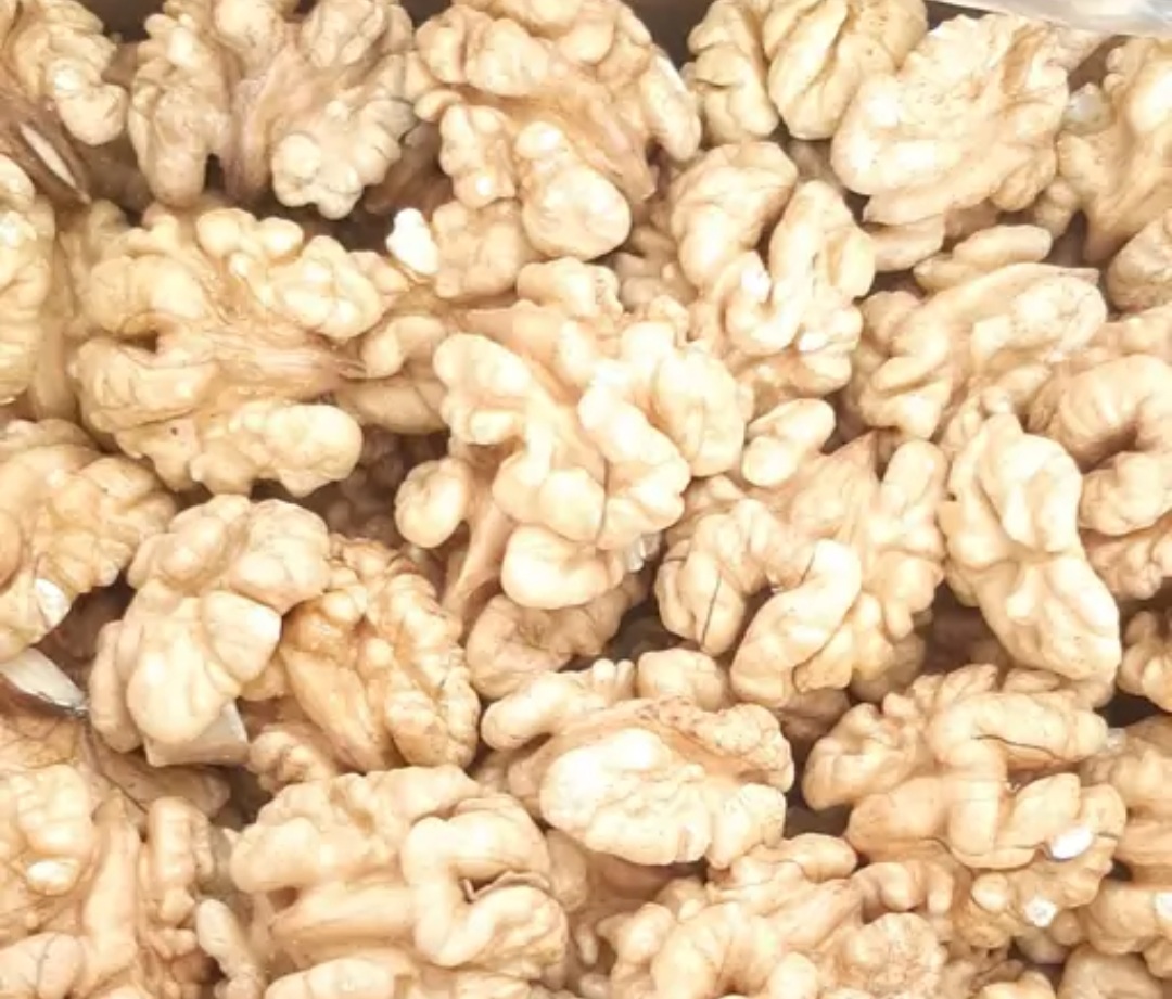 مغز گردو سفید