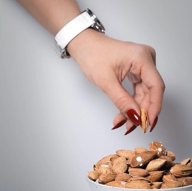 فروش پوست بادام