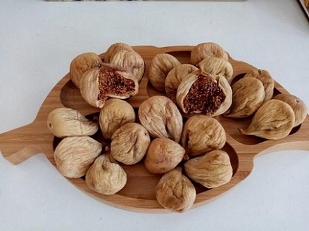 انجیر رنگ روشن