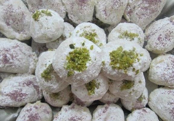 شیرینی قطاب و حاجی بادام