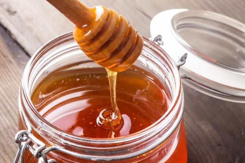 فروش عسل کنار لایمن