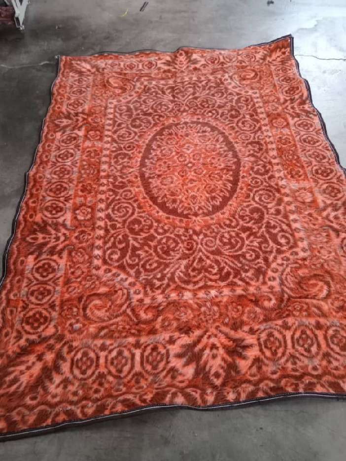 خرید فوق‌العاده وبه صرفه پتوی دونفره مینک + عمده