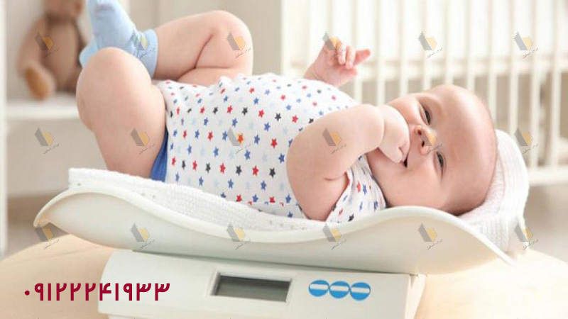ترازوی دیجیتال نوزاد با نمایشگر بزرگ و قابلیت تثبیت وزن