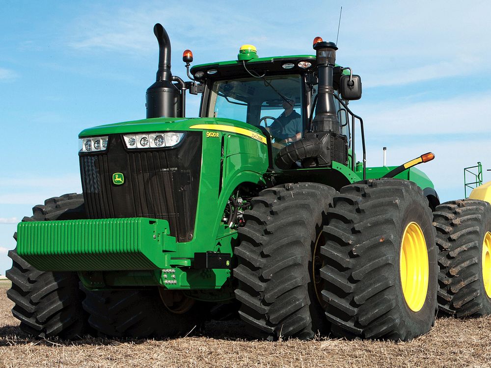 فروش تراکتور جاندیر (John Deere) با قیمت مناسب | قدرت، کیفیت و کارایی برتر