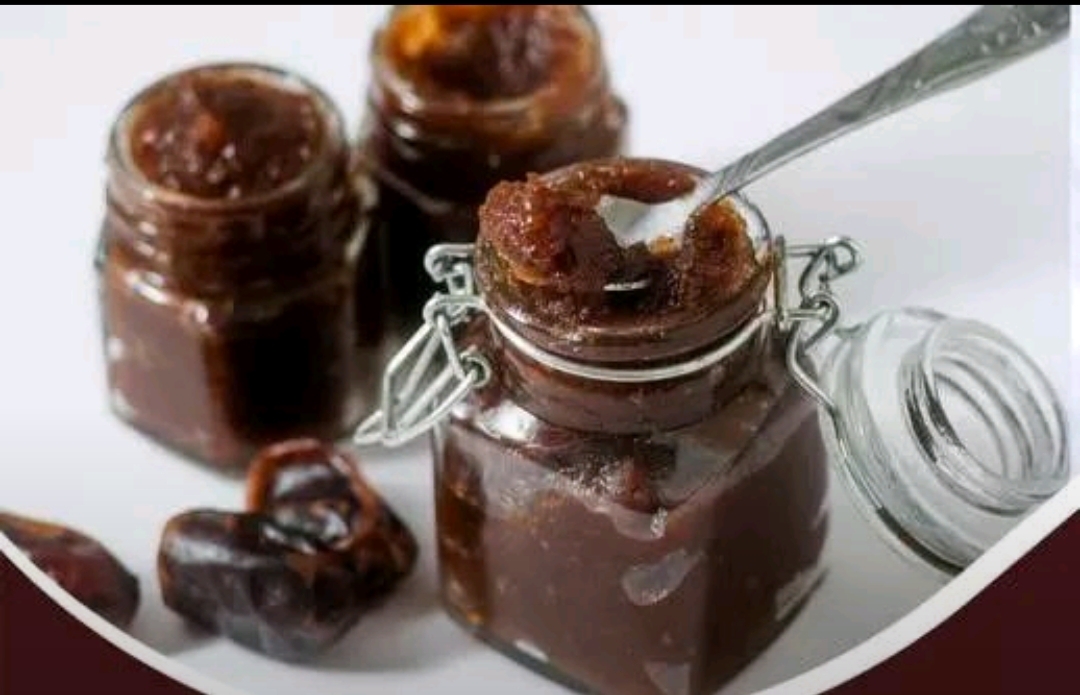 عرضه مستقیم خمیر خرما به صورت فله و بسته‌بندی + عمده