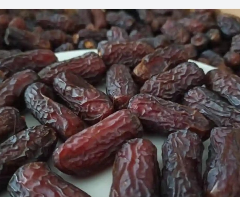 قیمت خرما پیارم درجه 1 صادراتی