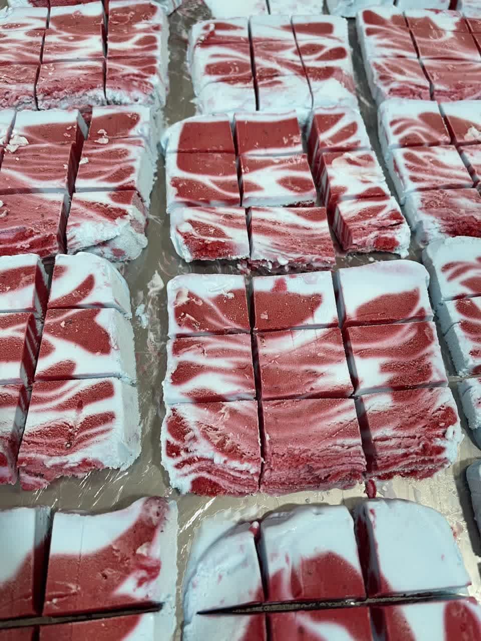 بستنی بلوبری تمشک + قیمت به صرفه