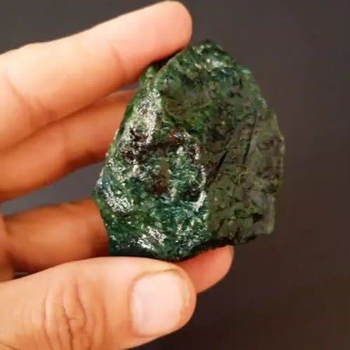 تصویر 5 از قیمت سنگ راف یشم + خرید عمده