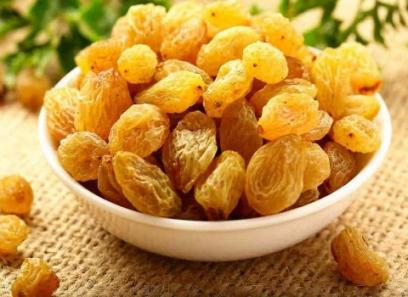 خرید کشمش دودی کاشمر
