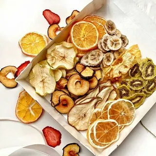 خرید میوه خشک مخلوط با طعمی شیرین
