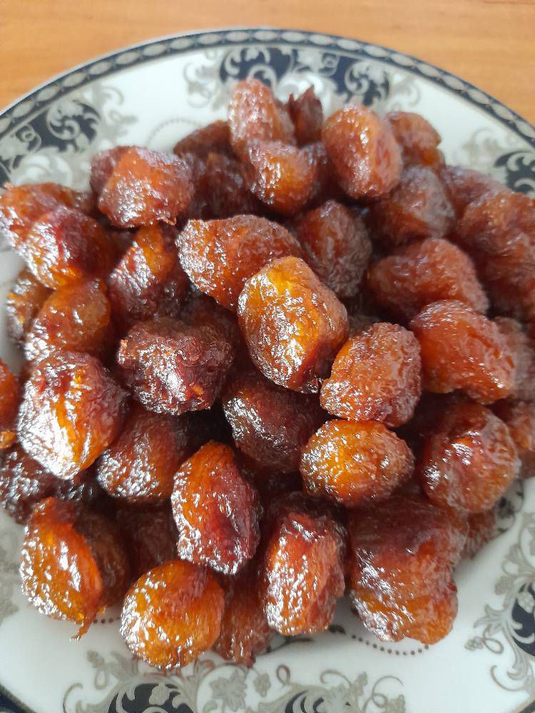 فروش عمده آلو بخارا رطب درجه یک