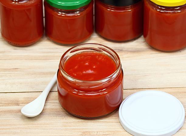فروش رب گوجه Sicilian ایتالیایی