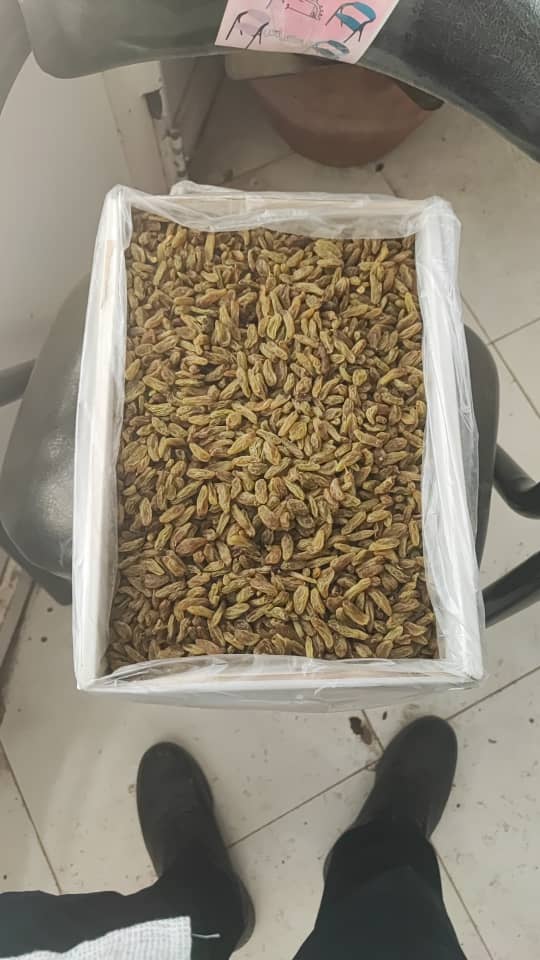 خرید و قیمت کشمش سبز طبیعی