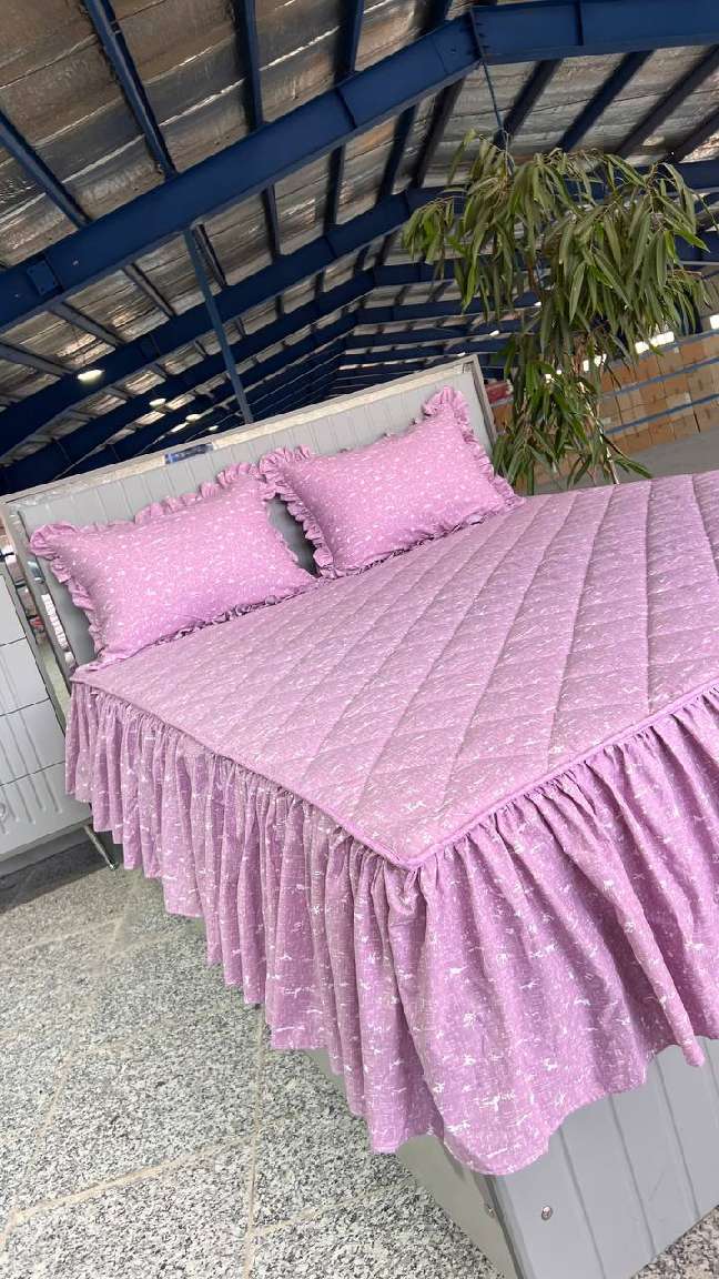 خرید به صرفه و باکیفیت رو تختی نخ پنبه کانادا چین دار دو نفره سایز 160 عمده
