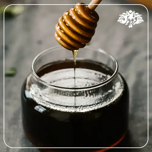 عسل سیاه عسل الاسود خوش مزه تیره با کیفیت  جزئی + عمده