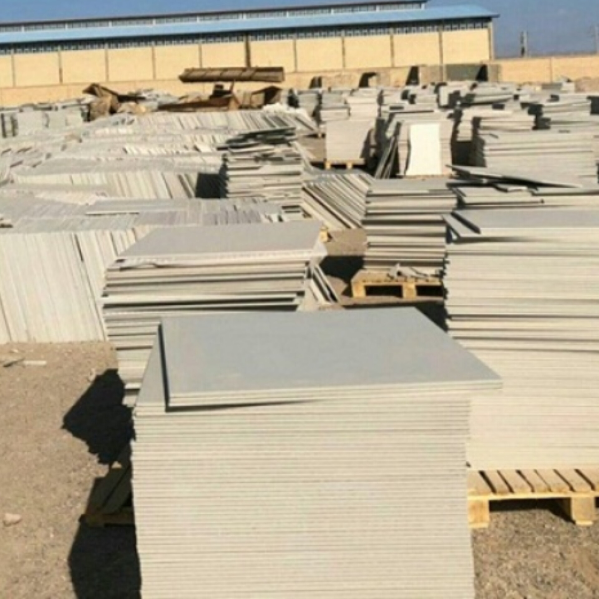 قیمت خرید سرامیک عمده ارزان + فروش عمده