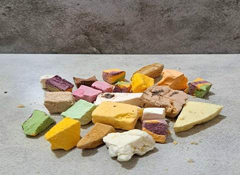 قیمت خرید بستنی خشک میوه ای