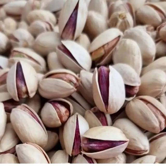 خرید عمده پسته احمد آقایی + قیمت ویژه