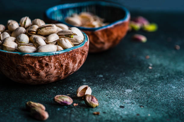 خرید عمده پسته اکبری ممتاز + به صرفه و اقتصادی