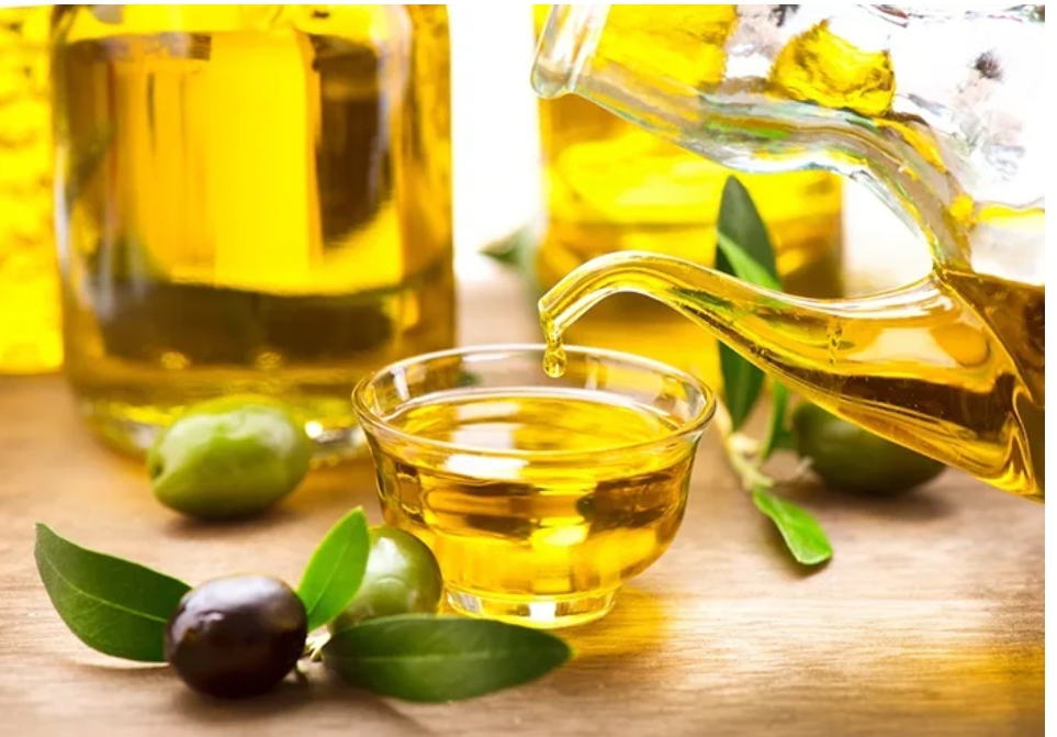فروش ویژه روغن زیتون طلایی مخصوص صادرات به عراق و روسیه + خرید