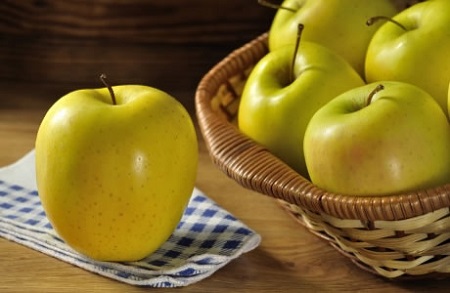 فروش و قیمت سیب گلدن ورد زرد صادراتی اشنویه + فروش عمده