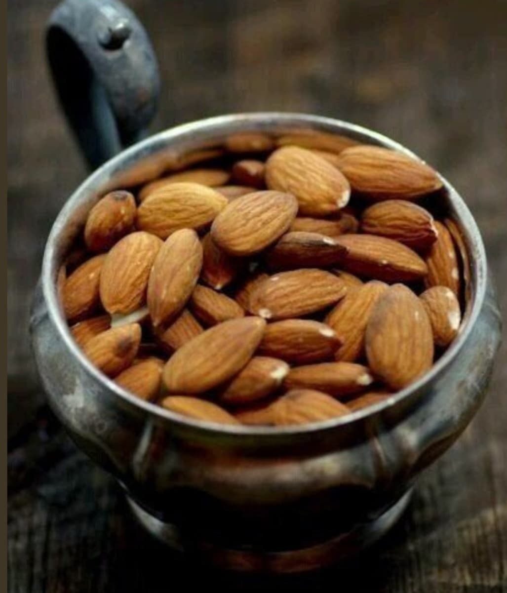 فروش عمده بادام درختی ارگانیک
