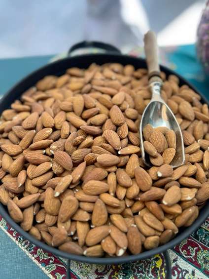 خرید مغز بادام