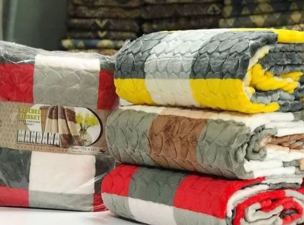 قیمت و خرید پتو تک نفره ماندانا + فروش عمده