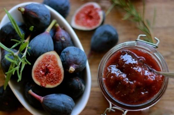 خرید مربای انجیر سیاه + با شرایط فوق العاده