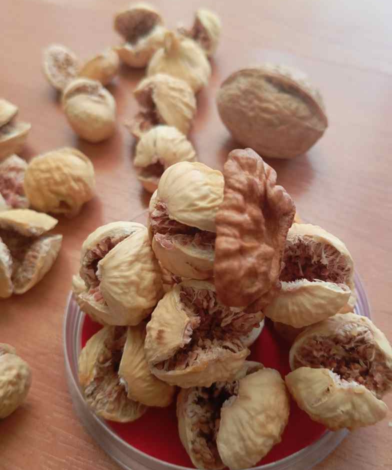 خرید انجیر خشک استهبان طعمی ماندگار