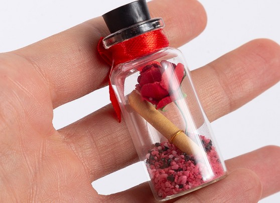 فروش جار شیشه ای با چوب پنبه + قیمت خرید به صرفه