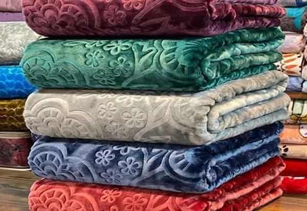 قیمت و خرید پتو گل برجسته نرمینه + کیفیت صادراتی