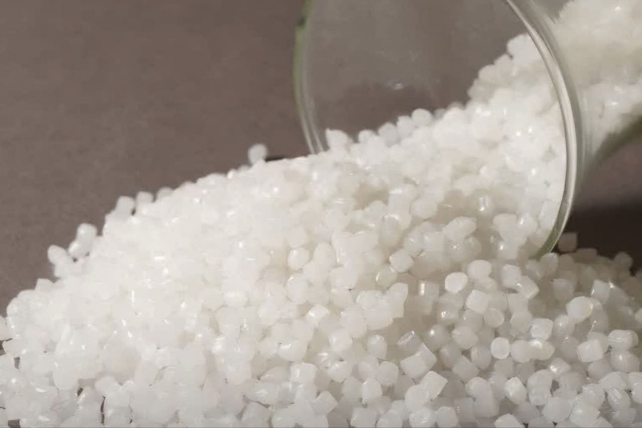 فروش گرانول کامپاند BL3 برای تولید ظروف بطری و نخ و طناب + فروش ویژه ارزان