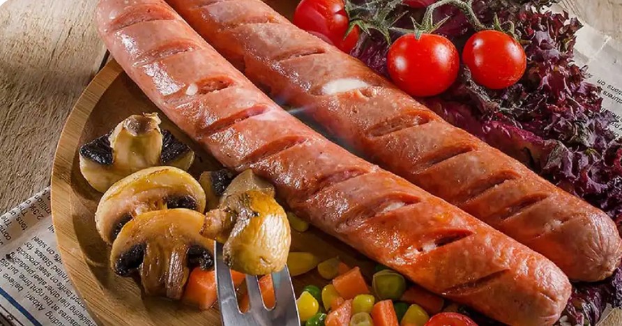 خرید به صرفه سوسیس آلمانی لذیذ