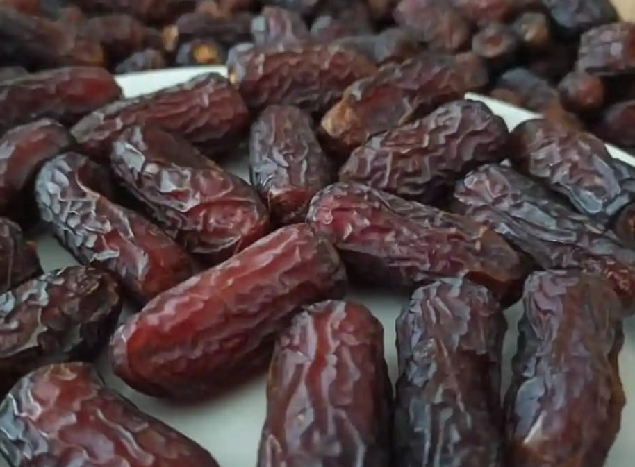 قیمت عمده خرما پیارم درجه یک + تخفیف ویژه