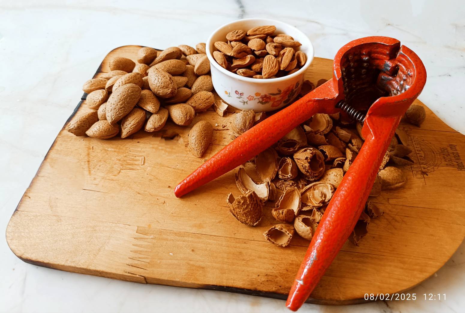 فروش ویژه بادام سنگی + قیمت خرید عالی