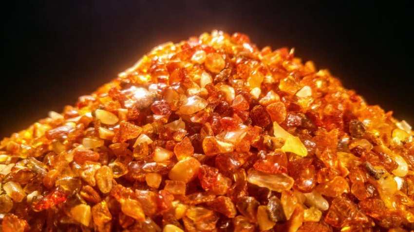 قیمت سنگ کهربا قدیمی + فروش ویژه