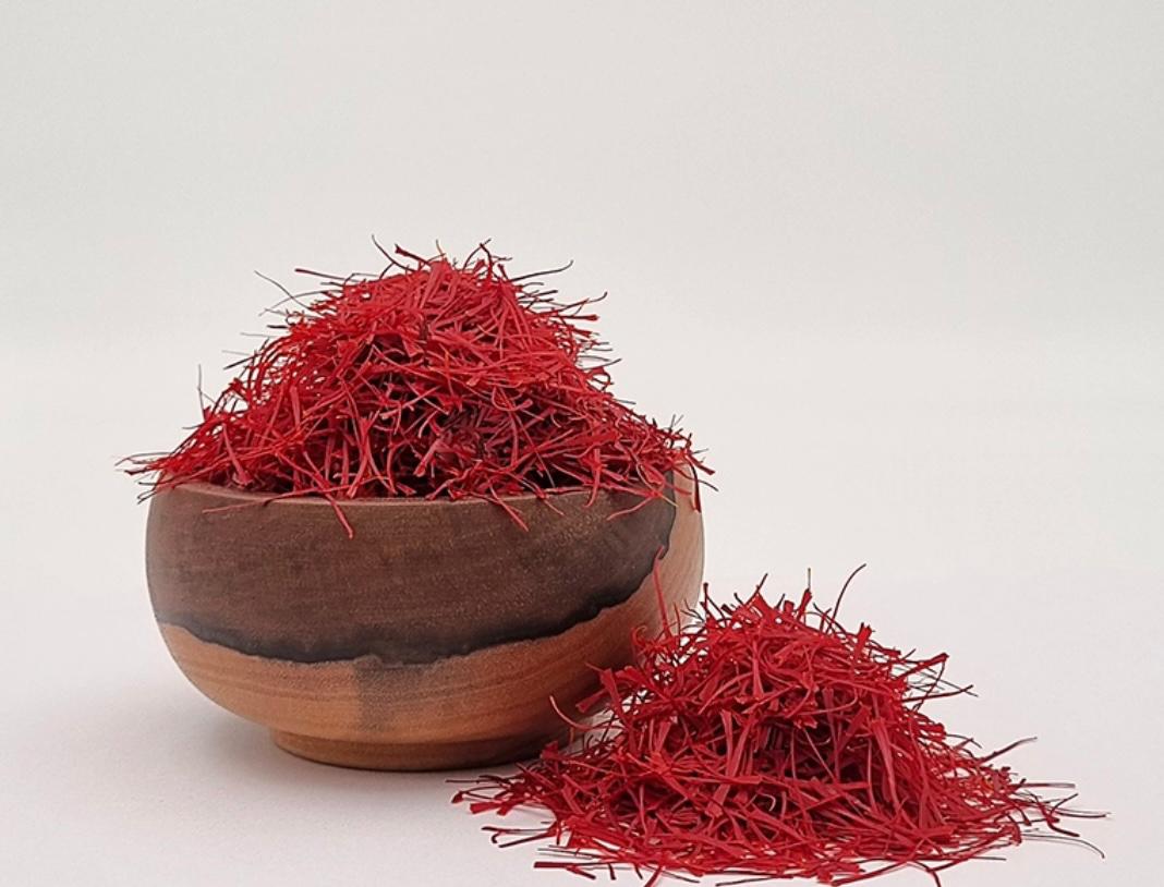 زعفران مصطفوی سرگل با کیفیت بالا و رنگ‌ دهی عالی