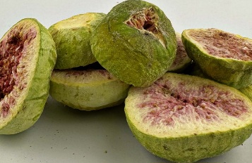 خرید عمده انجیر سبز خشک پفکی با بهترین قیمت