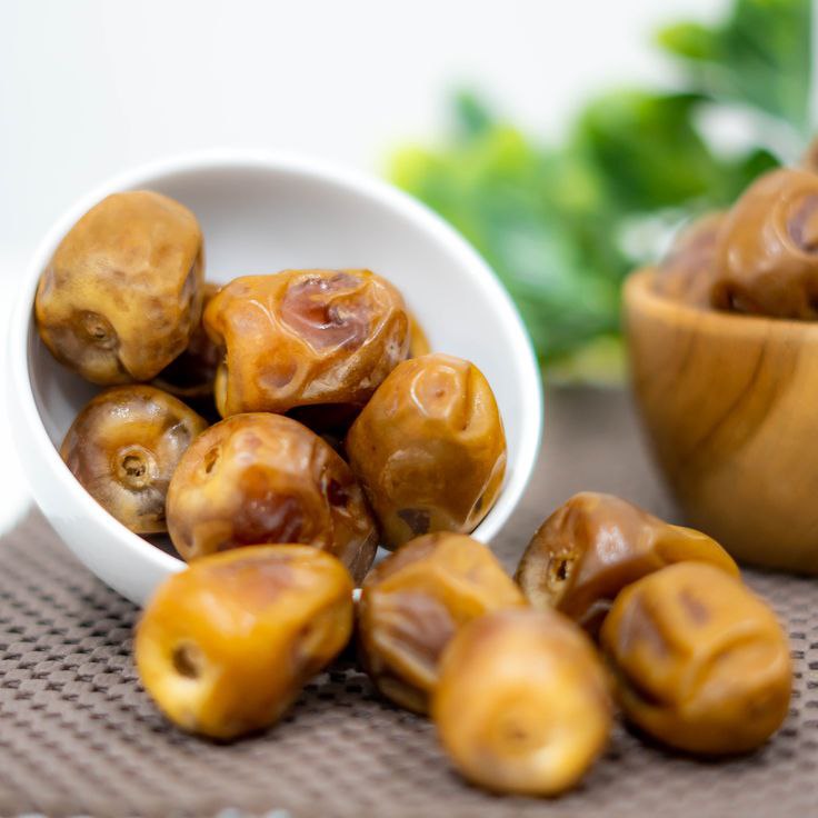 خرید عمده خرما خشک زاهدی + خرید شگفت انگیز