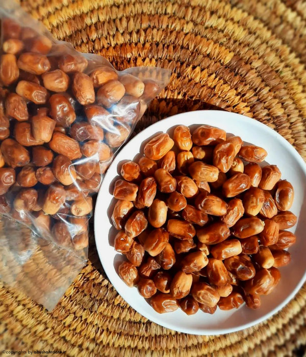 خرید ارزان خرما زاهدی بوشهر فروش فوق العاده