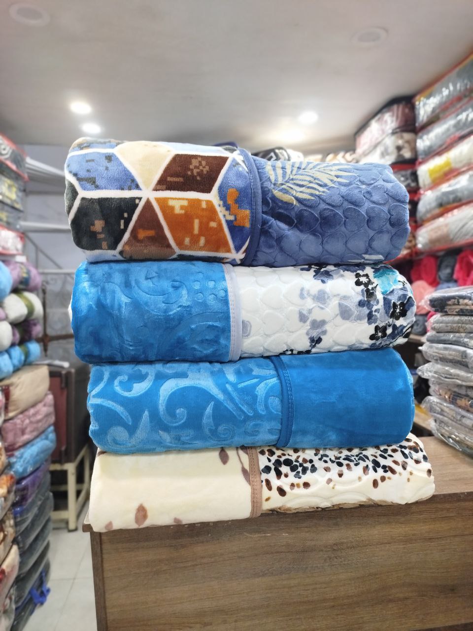 قیمت خرید پتو عمده کلودی سنگین