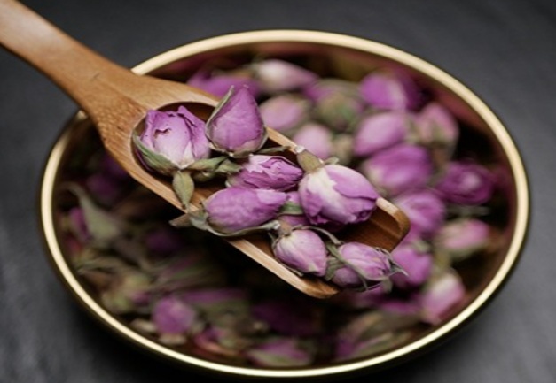 قیمت خرید عمده غنچه گل محمدی + ارسال فوری