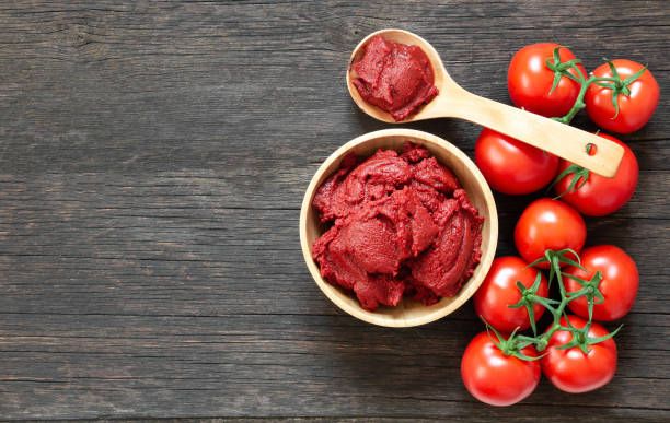 رب گوجه با بسته‌بندی کیسه‌ای