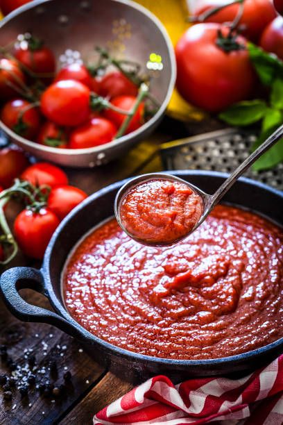 تصویر 4 از رب گوجه فرنگی رستورانی خوش عطر مناسب آشپزی حرفه ای