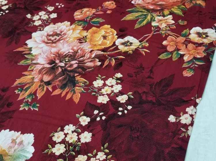 خرید تضمینی ملحفه زمینه زرشکی + فروش عمده