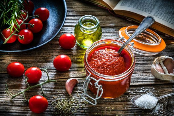 خرید رب گوجه مخصوص غذاهای بین‌ المللی