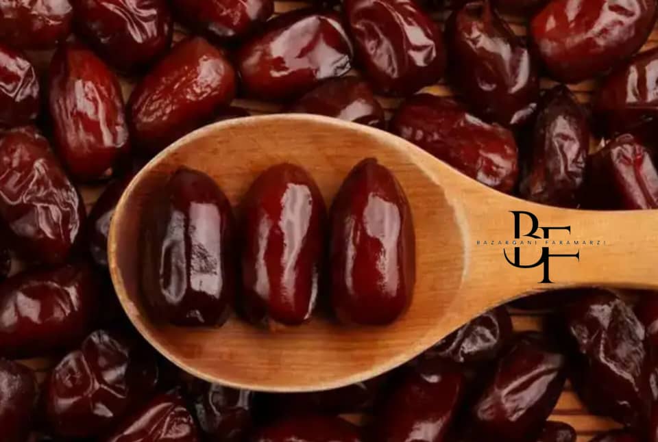 * خرید خرما کلوته جیرفت در حجم بالا + قیمت استثنایی