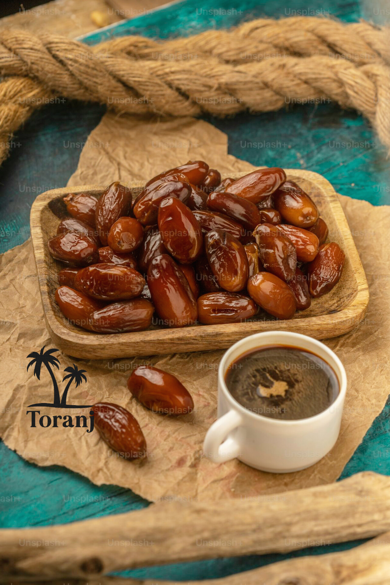 خرید خرما شاهانی جهرم با نازل‌ ترین قیمت + تضمین کیفیت