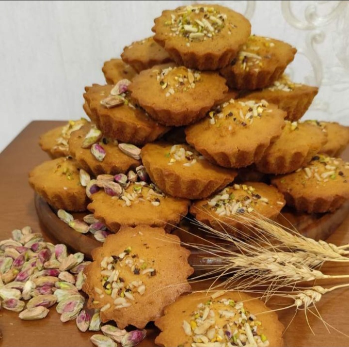 خرید کیک یزدی اصیل با قیمت باور نکردنی